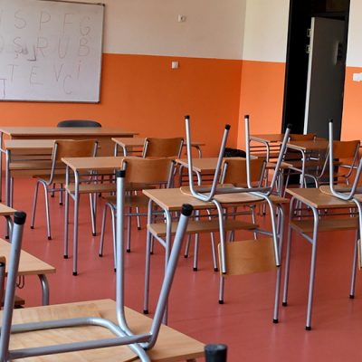 Pedeset pitanja za srpsku prosvetu