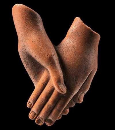 Držeći se za ruke 3.300 godina