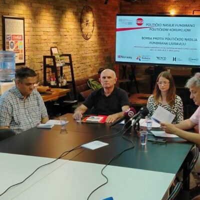 Srbija u grotlu zloupotrebljene političke moći i nasilja: od zviždanja do „zvučnog topa”