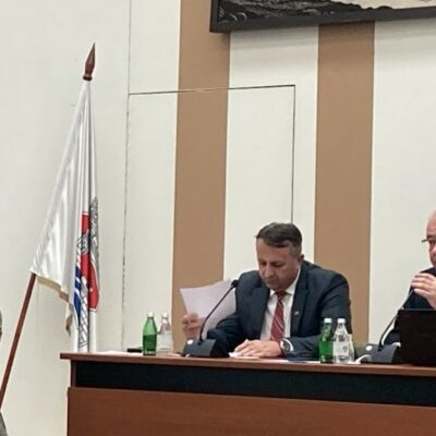 Vlastima šesta, opoziciji peta sednica, ali u svakom slučaju propala vam obojena revolucija
