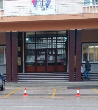 Audi potpredsednika Opštine Kovin je čuvar opštinskog parkinga i u zimskom i u letnjem periodu