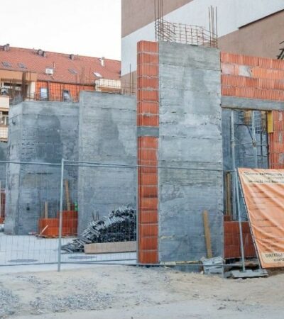 Pančevo između starih ulica i novih stambenih zgrada